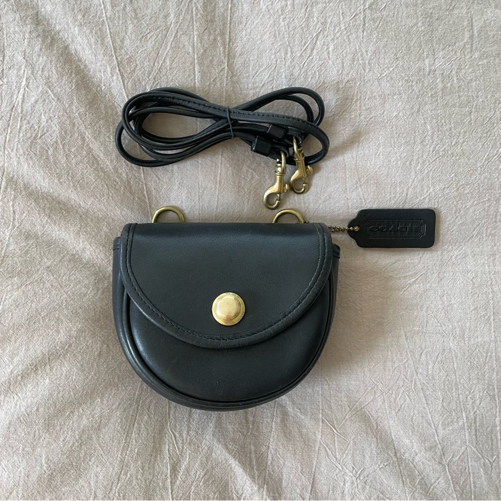 ❌sold❌Vintage Coach Mini Leather Belt Bag Black